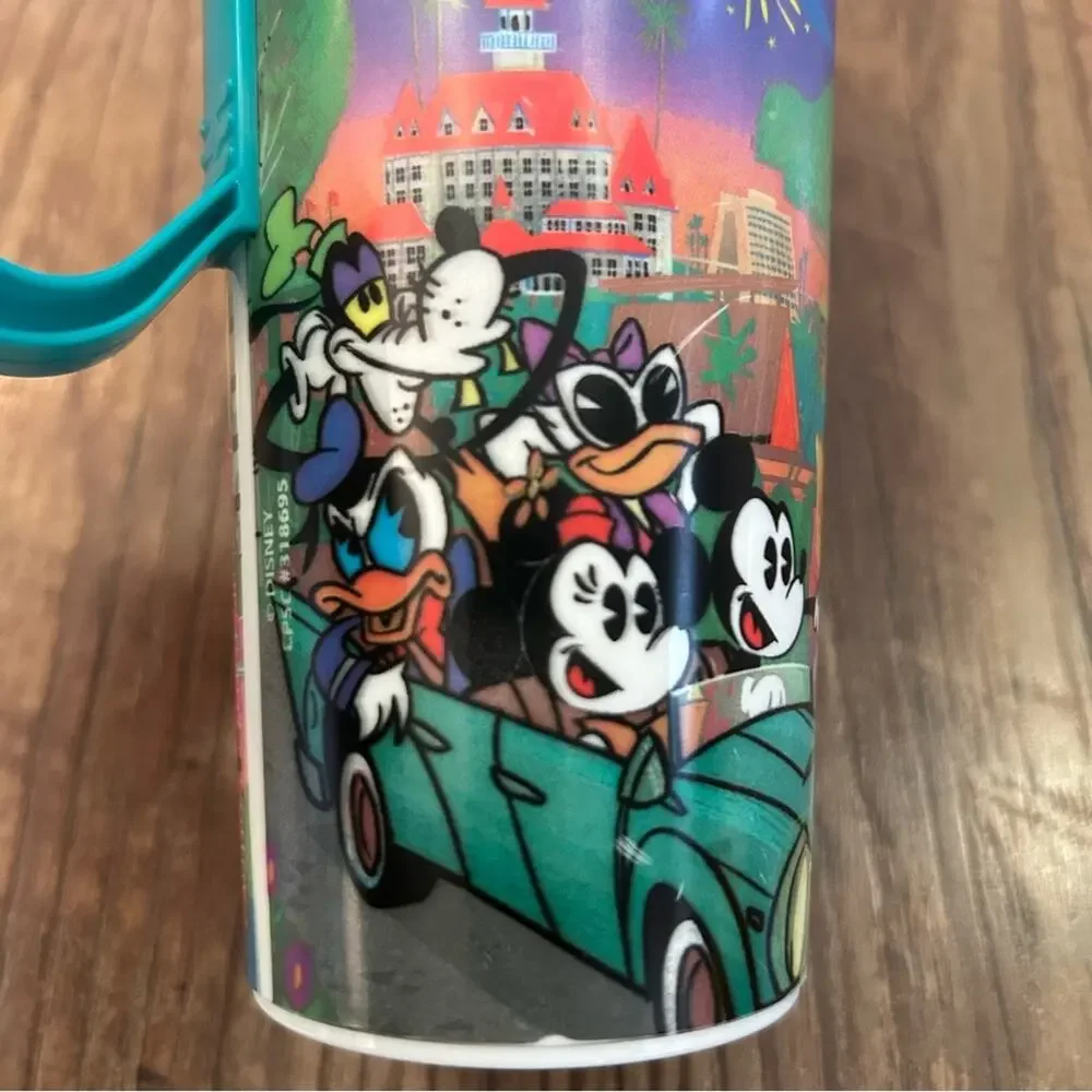 Walt Disney World Resort Reusable Mug Insulated Teal Color
